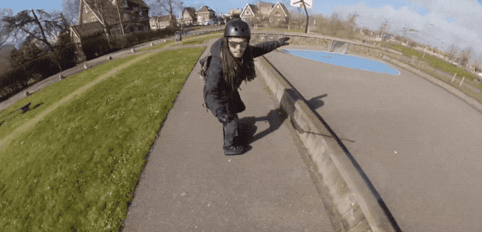 Vince erstattede sin bil med en Onewheel XR, og passerede 5000 km milepælen